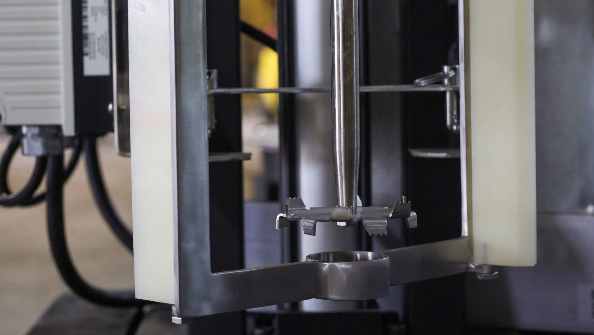 dual shaft with scrapers and dispersion blade
