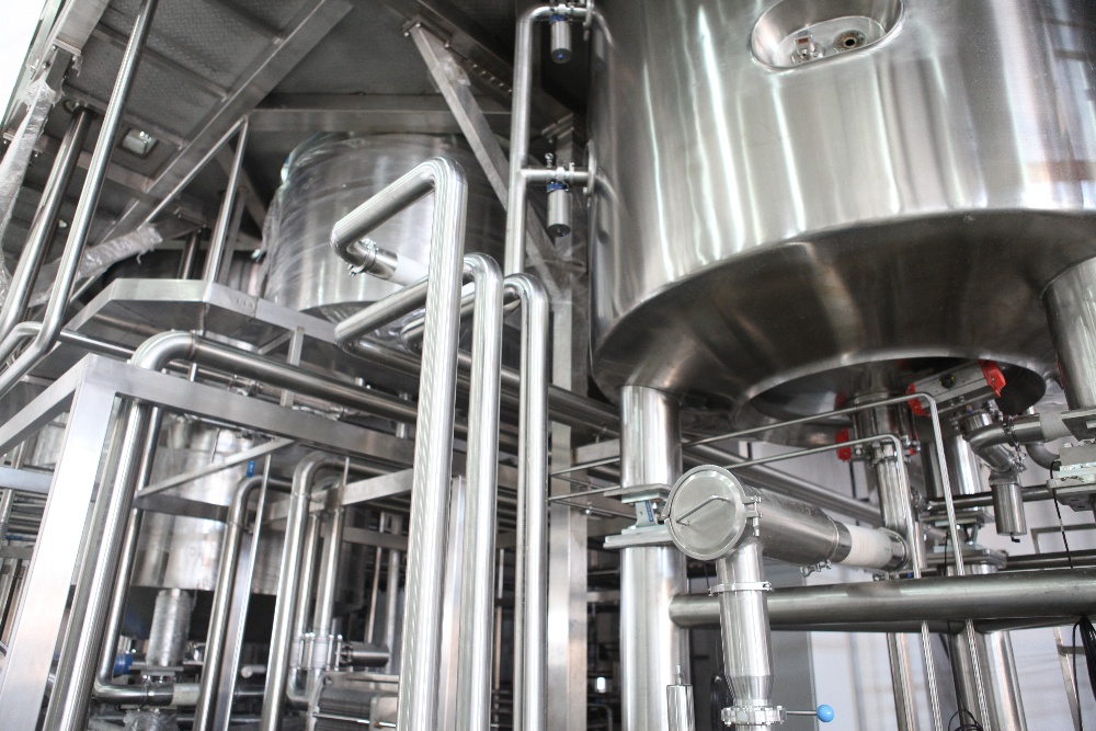stainless steel piping with mixing tanks